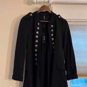 Women’s black lightweight jacket